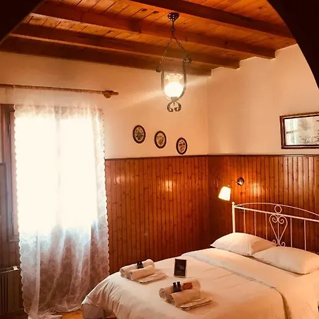 9mouses Chasiotis Πανσιόν