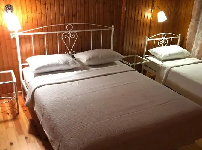 9mouses Chasiotis 3* Ampelakia