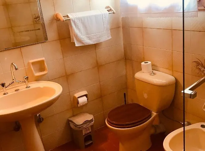 Gasthuis 9mouses Chasiotis Ampelakia